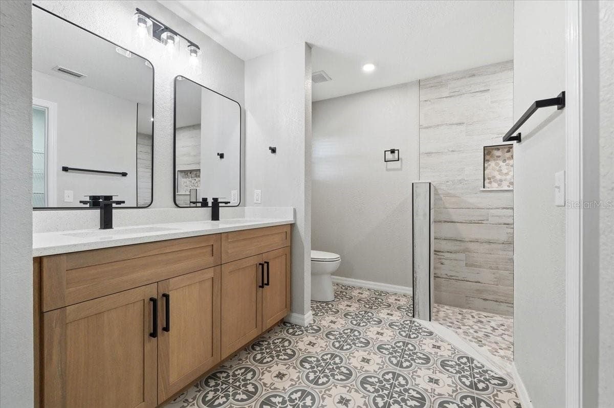 2341 EF GRIFFIN ROAD — photo 30 of 60