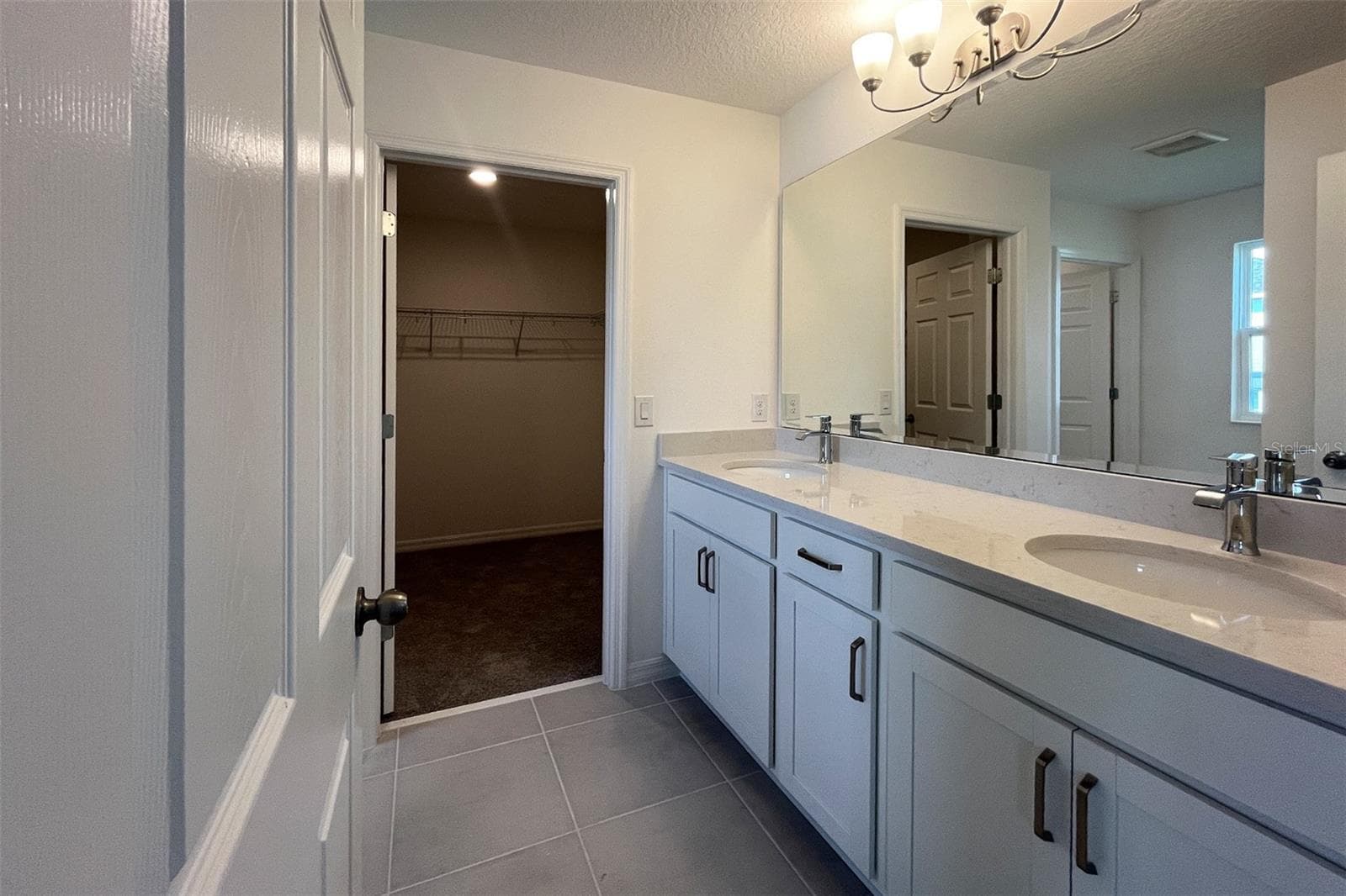7052 ROLLING LEAF ROAD — photo 10 of 19