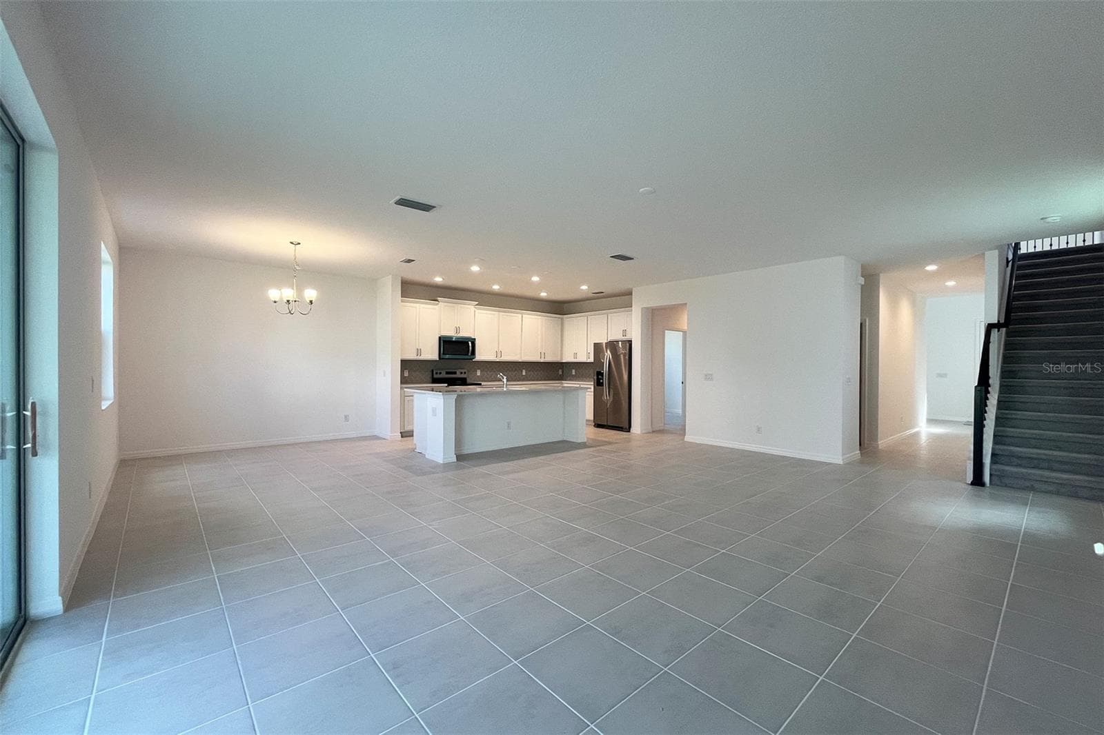 7052 ROLLING LEAF ROAD — photo 3 of 19