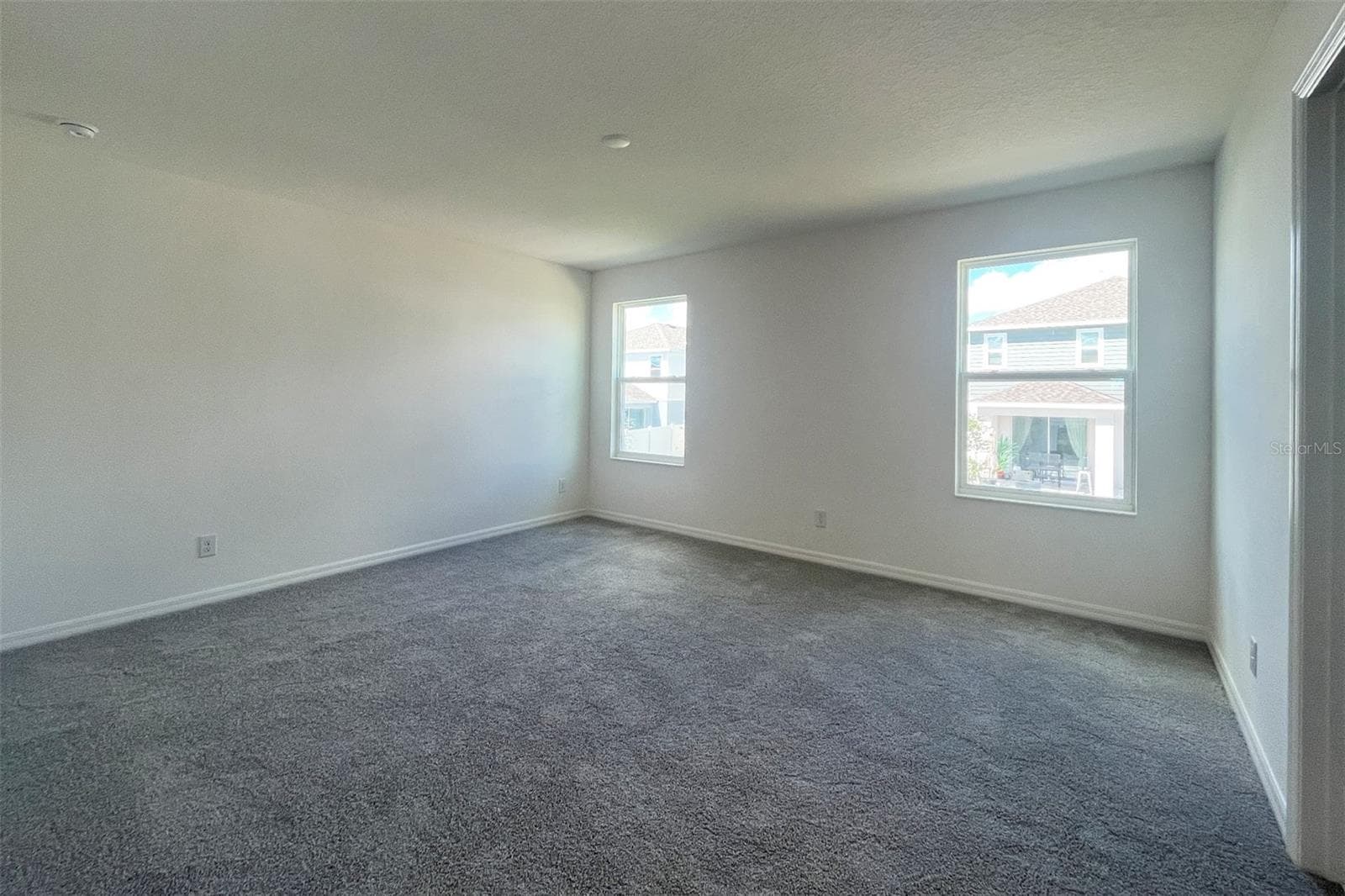 7052 ROLLING LEAF ROAD — photo 8 of 19