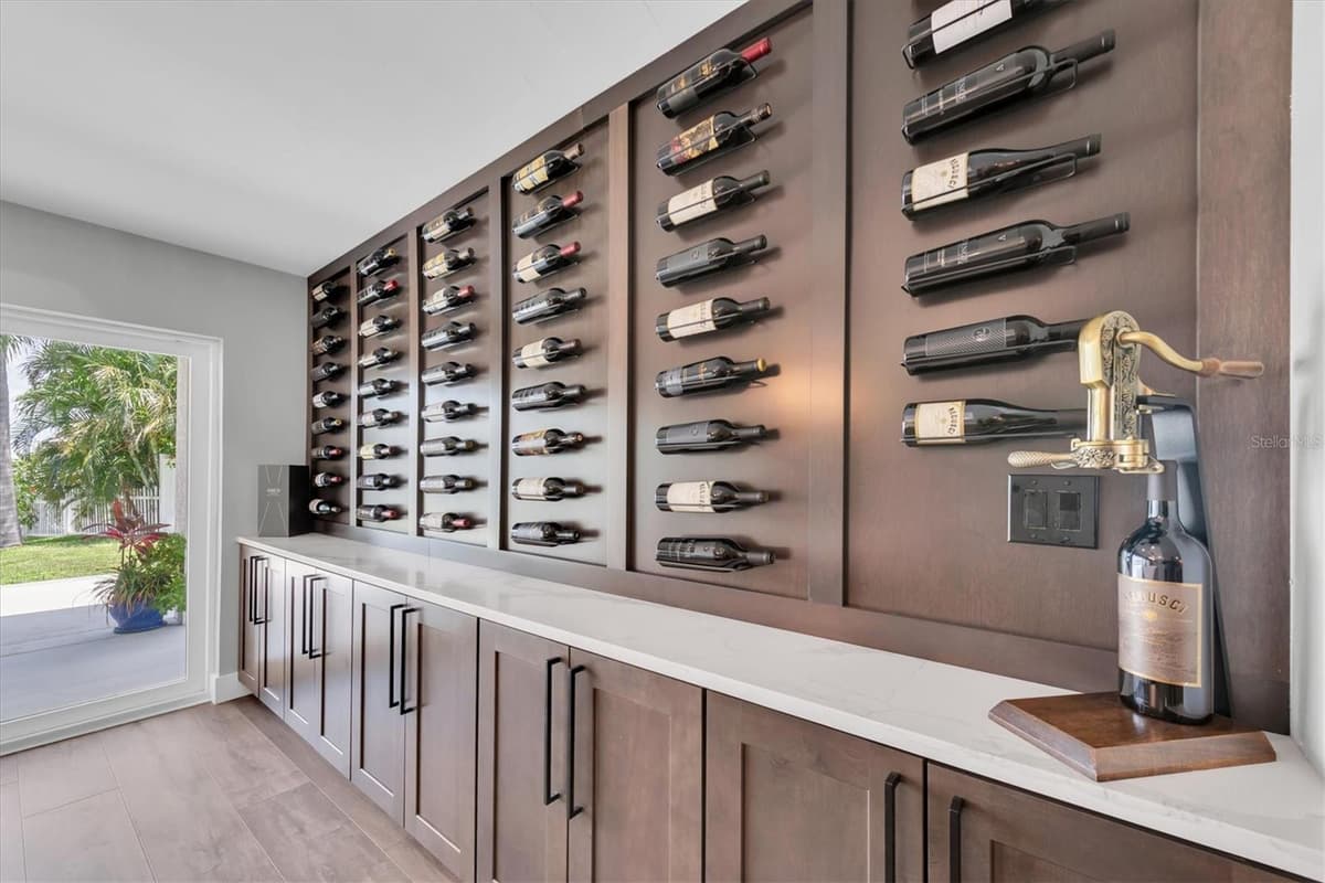 303 BATH CLUB BOULEVARD — photo 8 of 51
