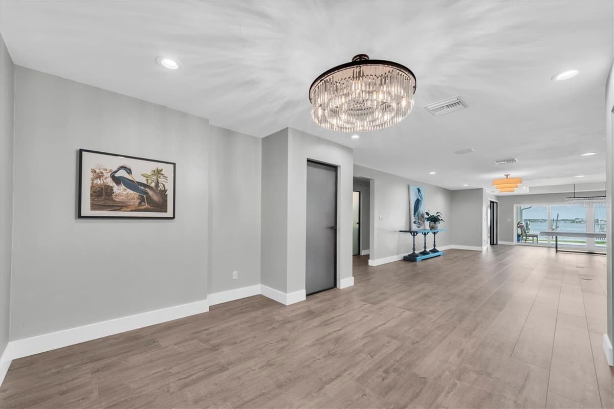 303 BATH CLUB BOULEVARD — photo 2 of 51