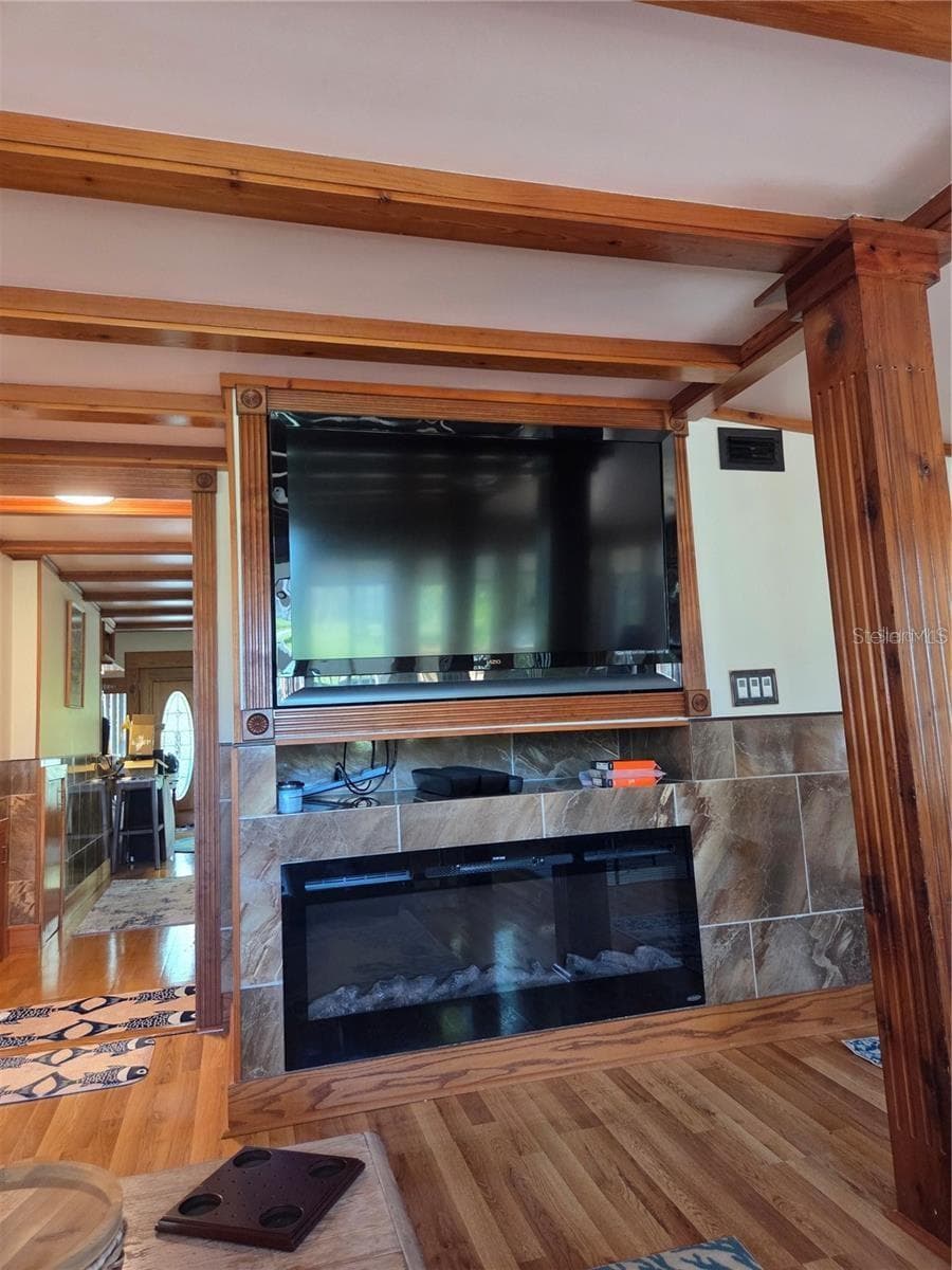 507 LAKESHORE DRIVE — photo 25 of 58