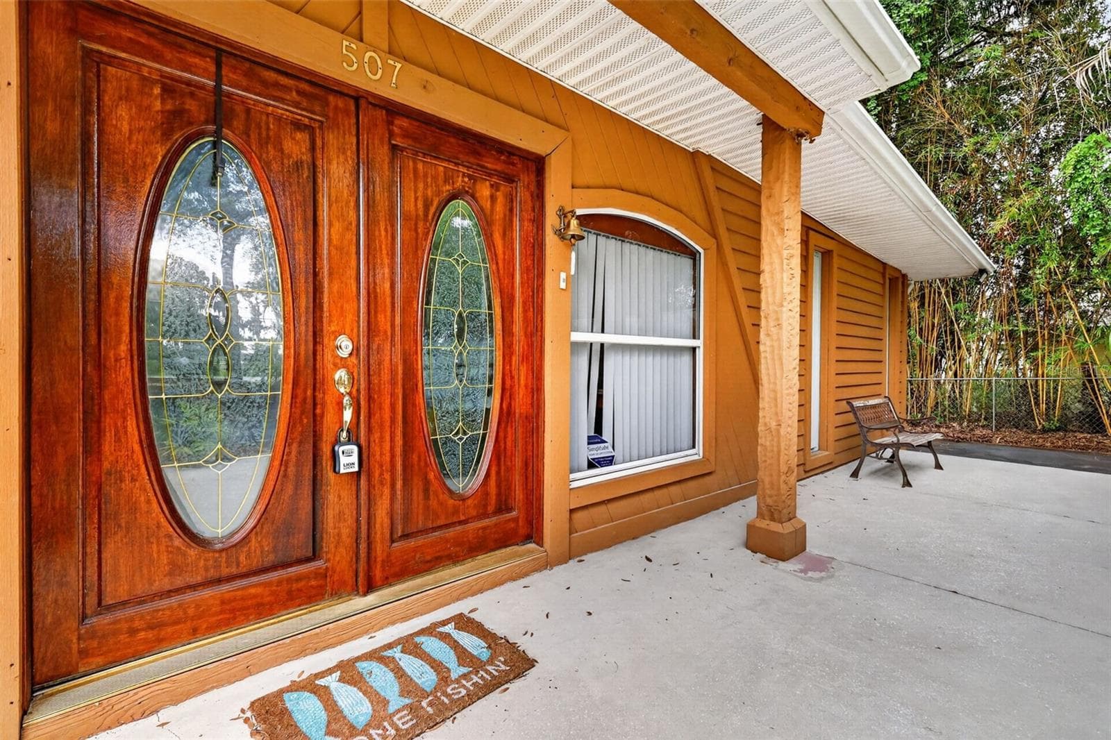 507 LAKESHORE DRIVE — photo 3 of 58