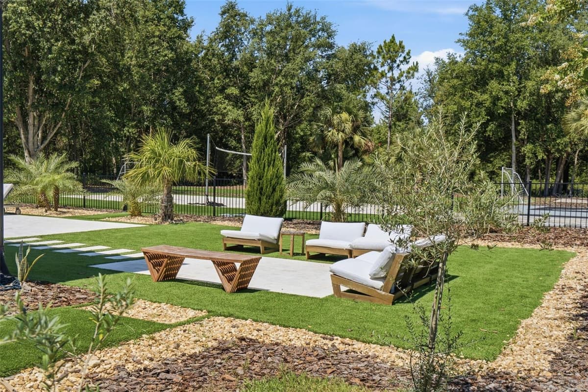 15800 PENDIO DRIVE — photo 70 of 99