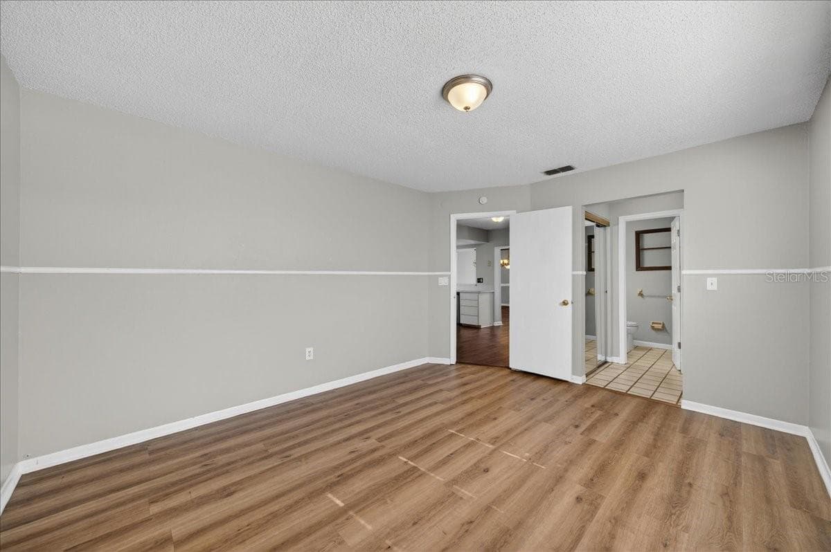 10202 56TH STREET — photo 34 of 45