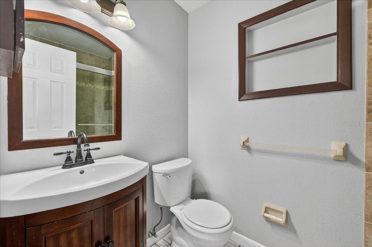 10202 56TH STREET — photo 38 of 45