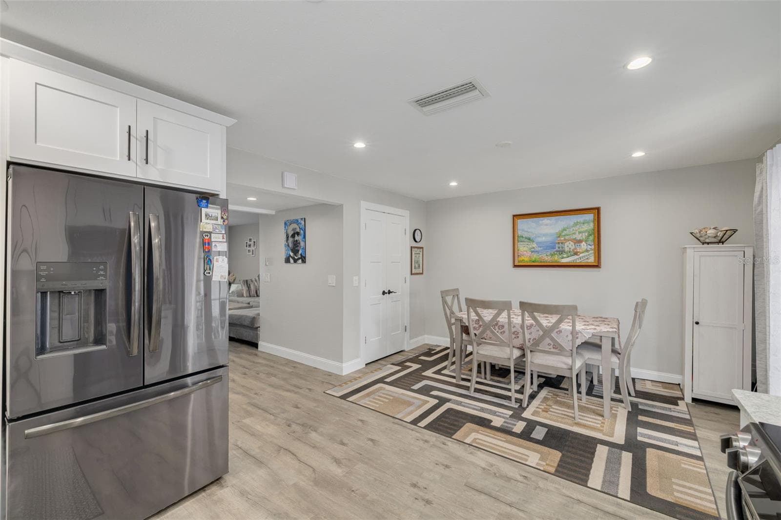 802 MINDY COURT — photo 16 of 37