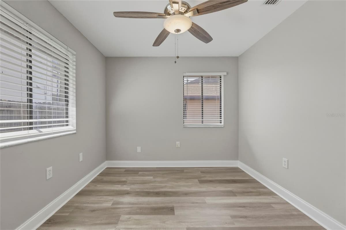 1203 SHADY PINES LANE — photo 23 of 28