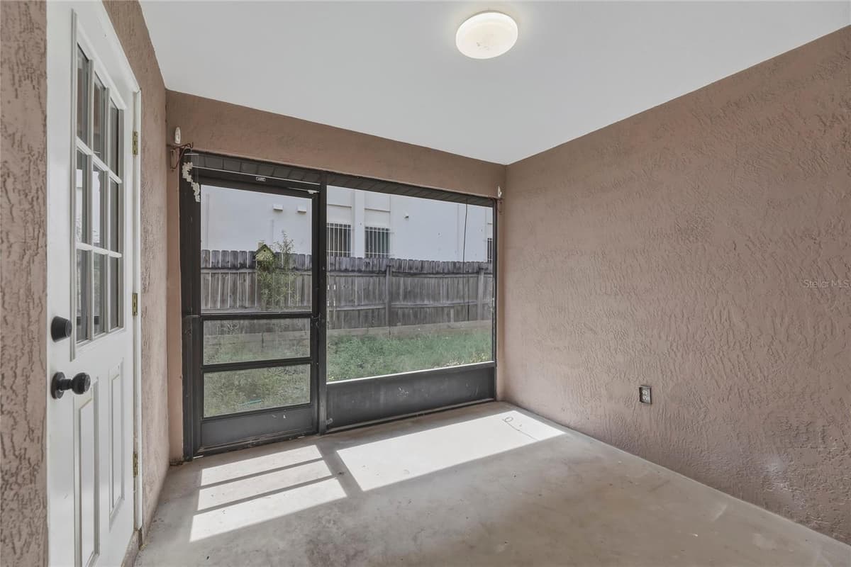 1203 SHADY PINES LANE — photo 13 of 28