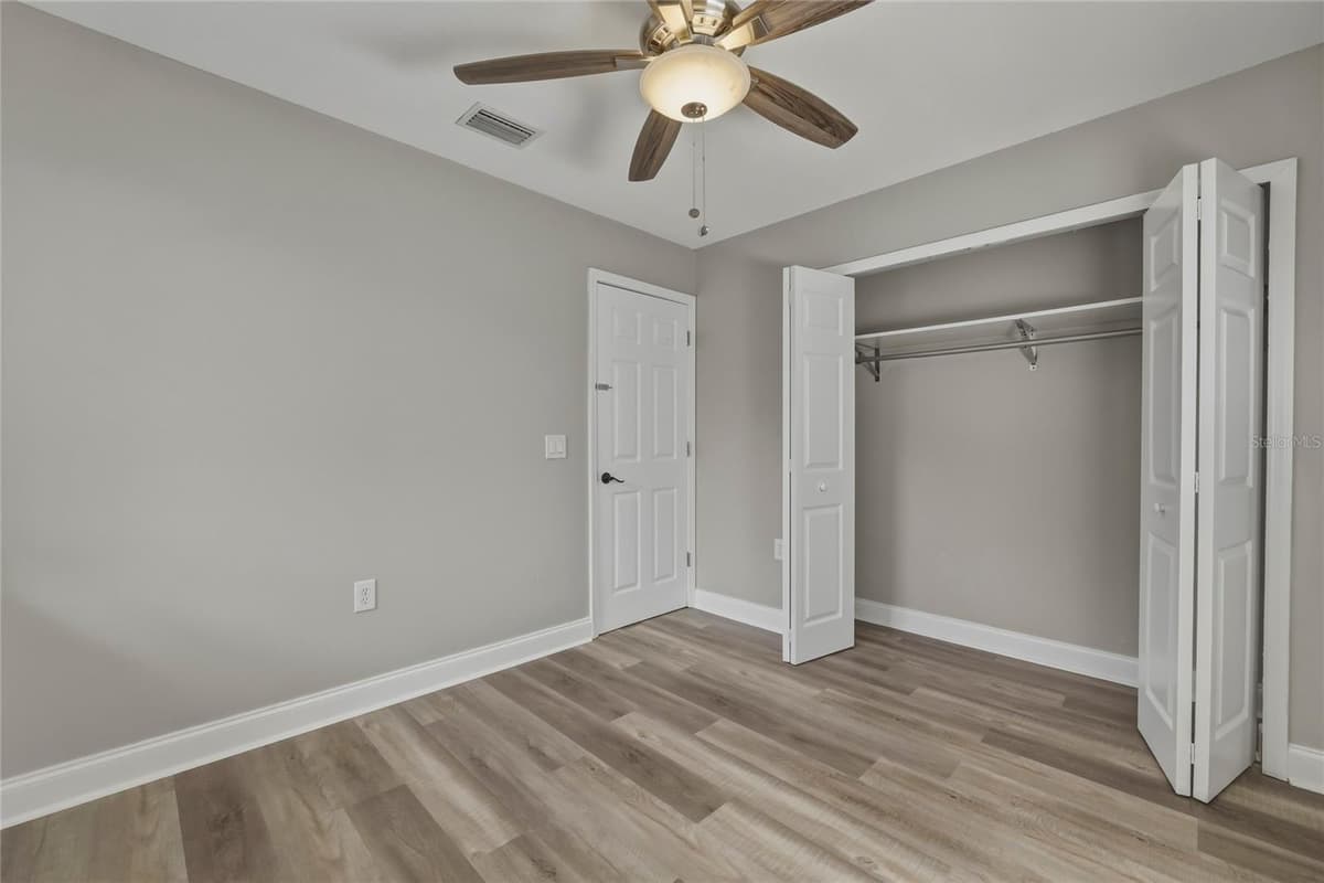 1203 SHADY PINES LANE — photo 24 of 28