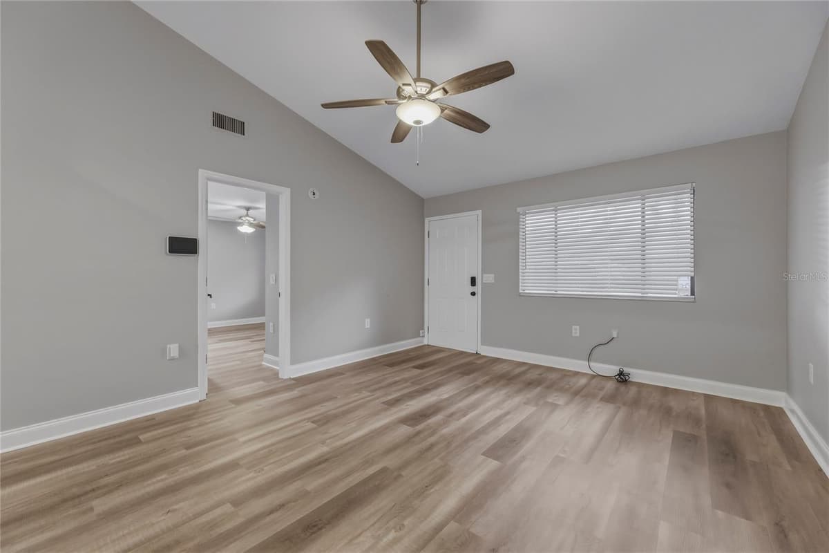 1203 SHADY PINES LANE — photo 4 of 28