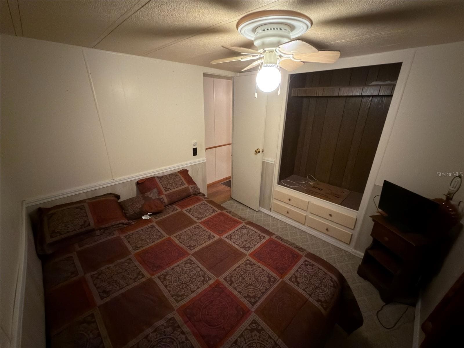 10513 LYNNWOOD AVENUE — photo 10 of 15