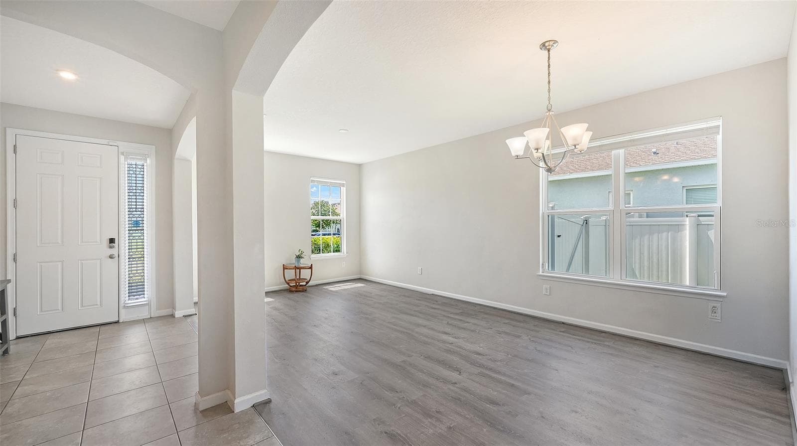6008 113TH TERRACE — photo 4 of 47