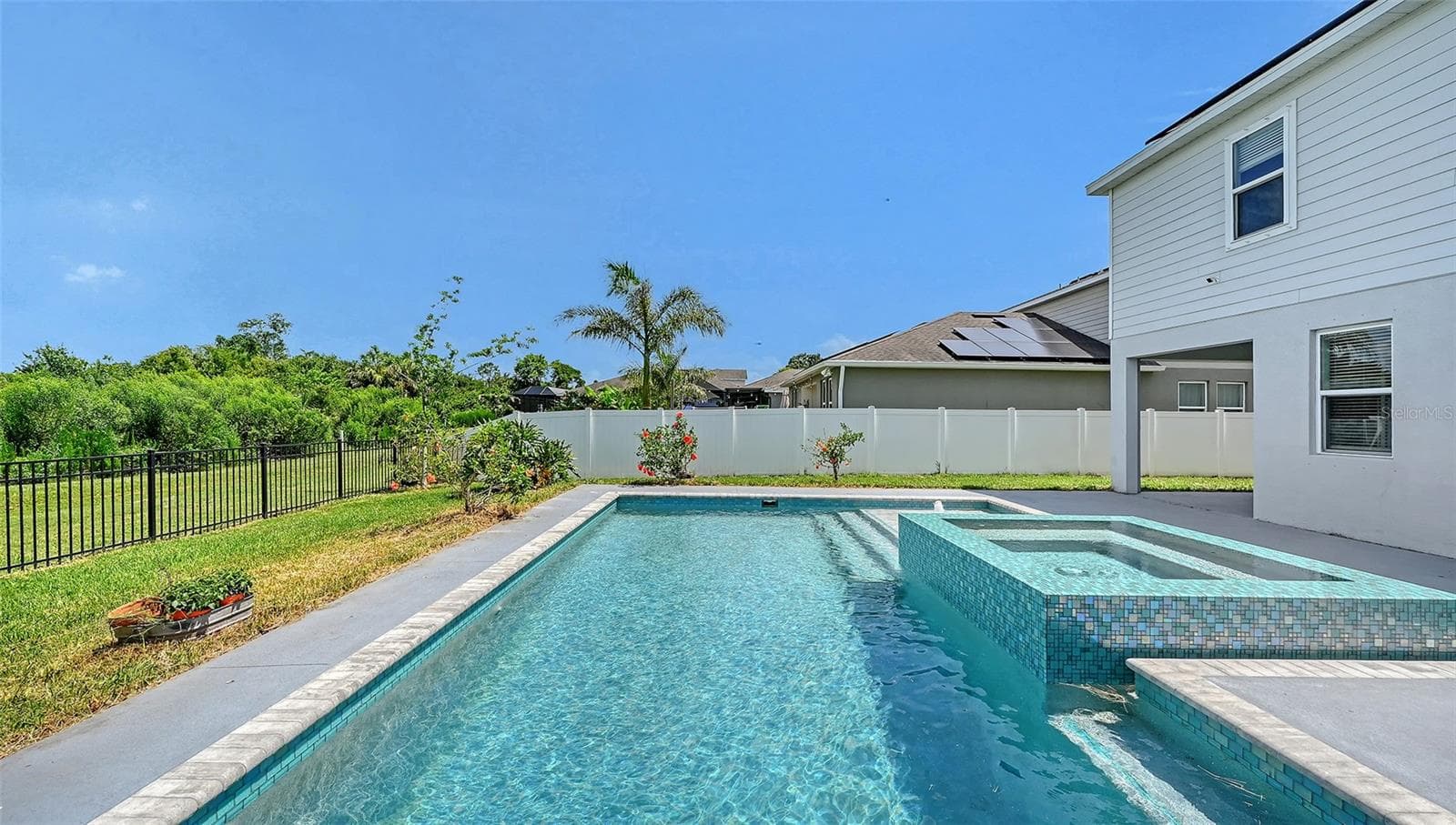 6008 113TH TERRACE — photo 34 of 47