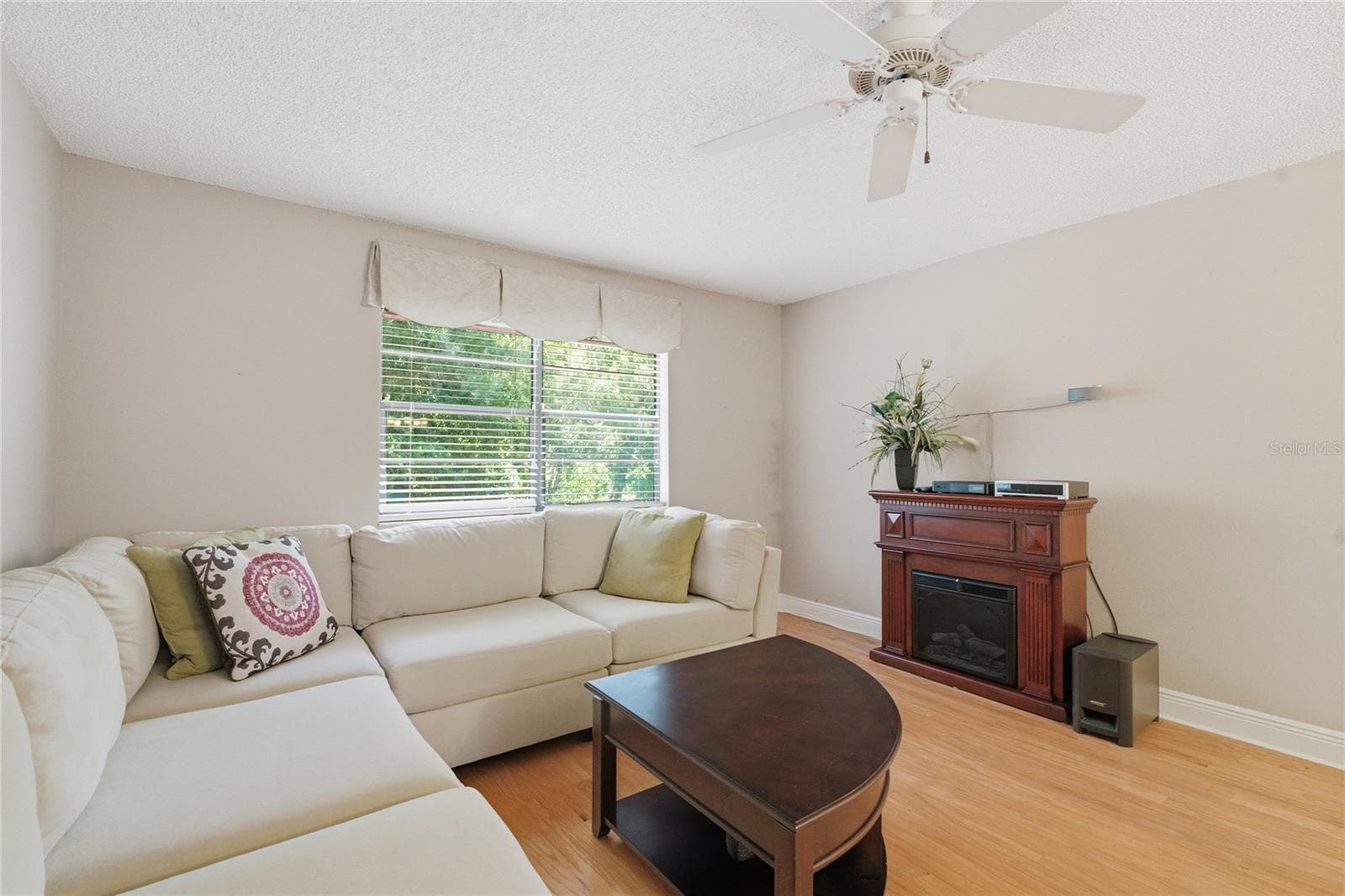 2917 FIG COURT — photo 8 of 40