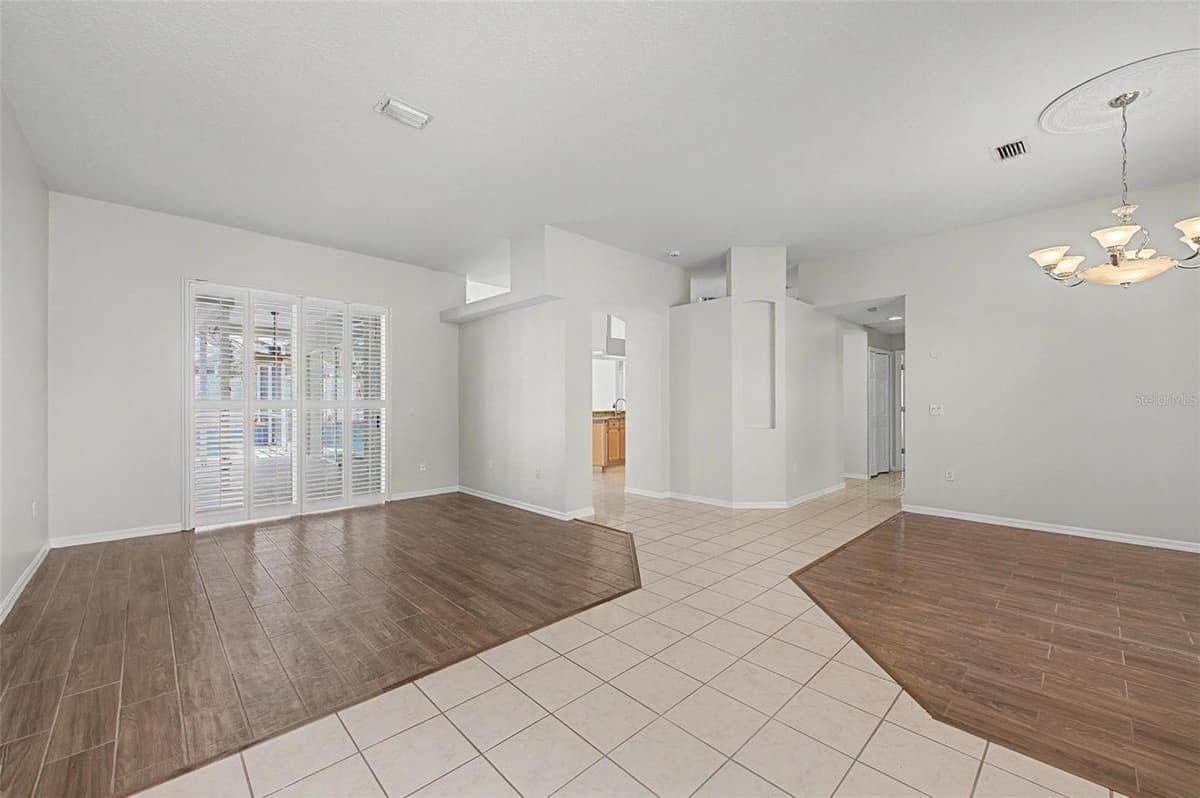 4332 SWIFT CIRCLE — photo 4 of 47