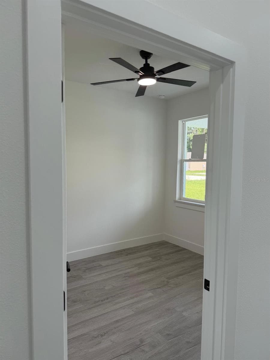 3649 142ND STREET — photo 15 of 50