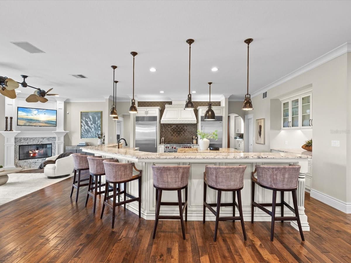 2057 POINTE ALEXIS DRIVE — photo 11 of 81