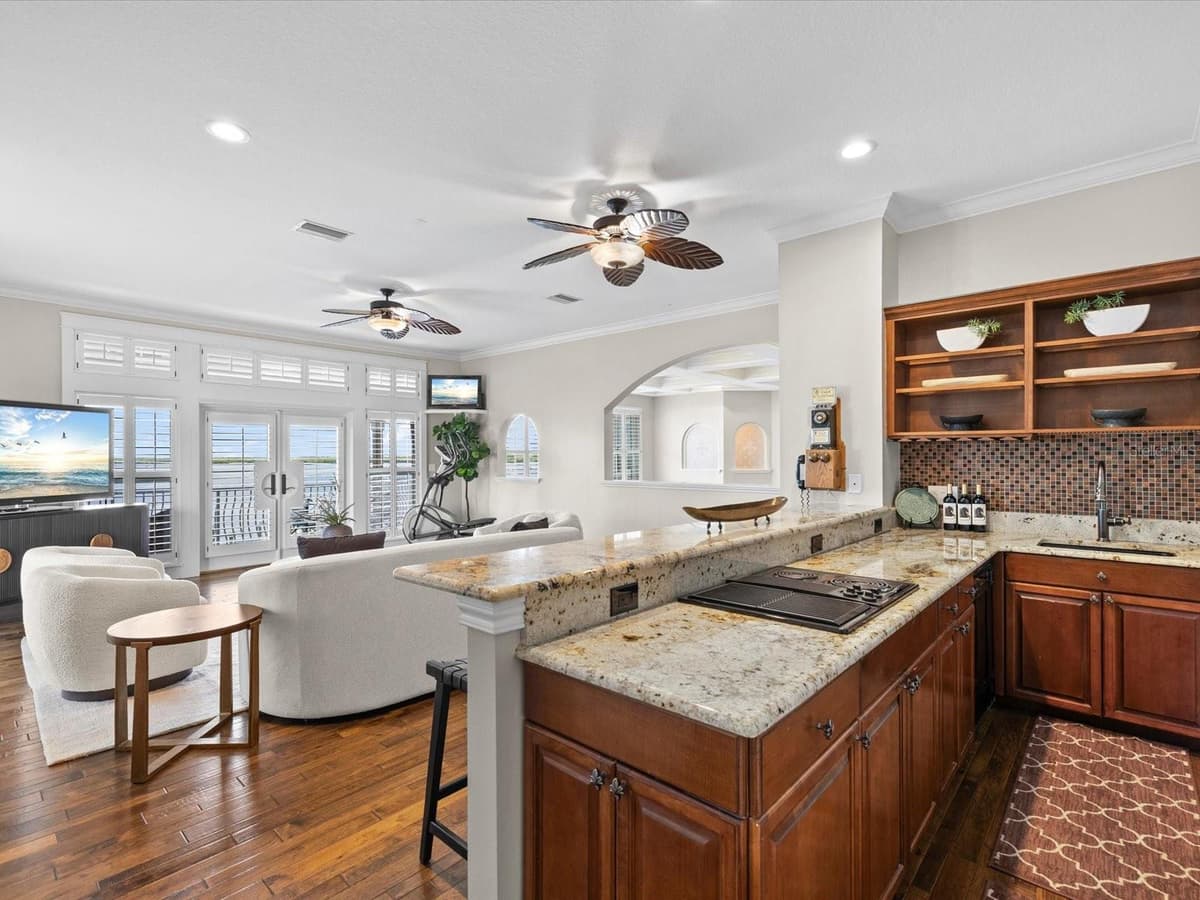 2057 POINTE ALEXIS DRIVE — photo 32 of 81