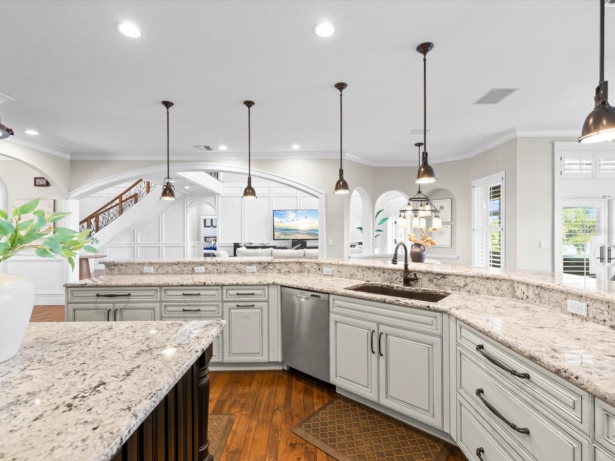 2057 POINTE ALEXIS DRIVE — photo 14 of 81