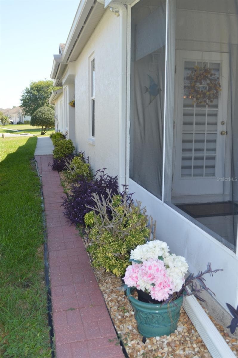 1926 SASSAFRAS DRIVE — photo 16 of 25