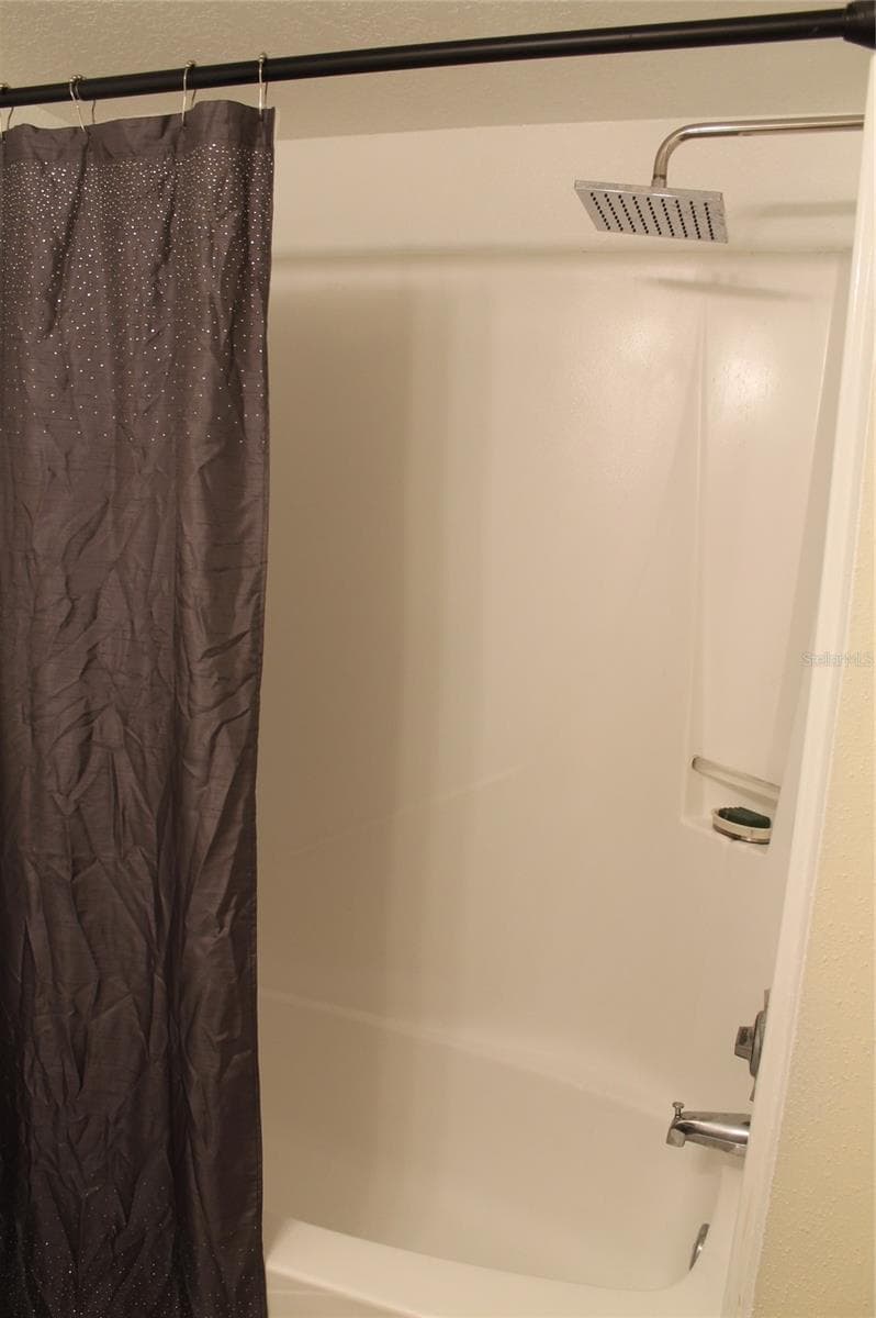 151 OYSTER BAY CIRCLE — photo 13 of 33