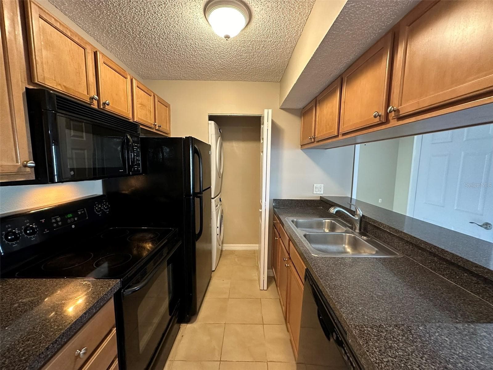 209 LAKE BROOK CIRCLE — photo 13 of 28