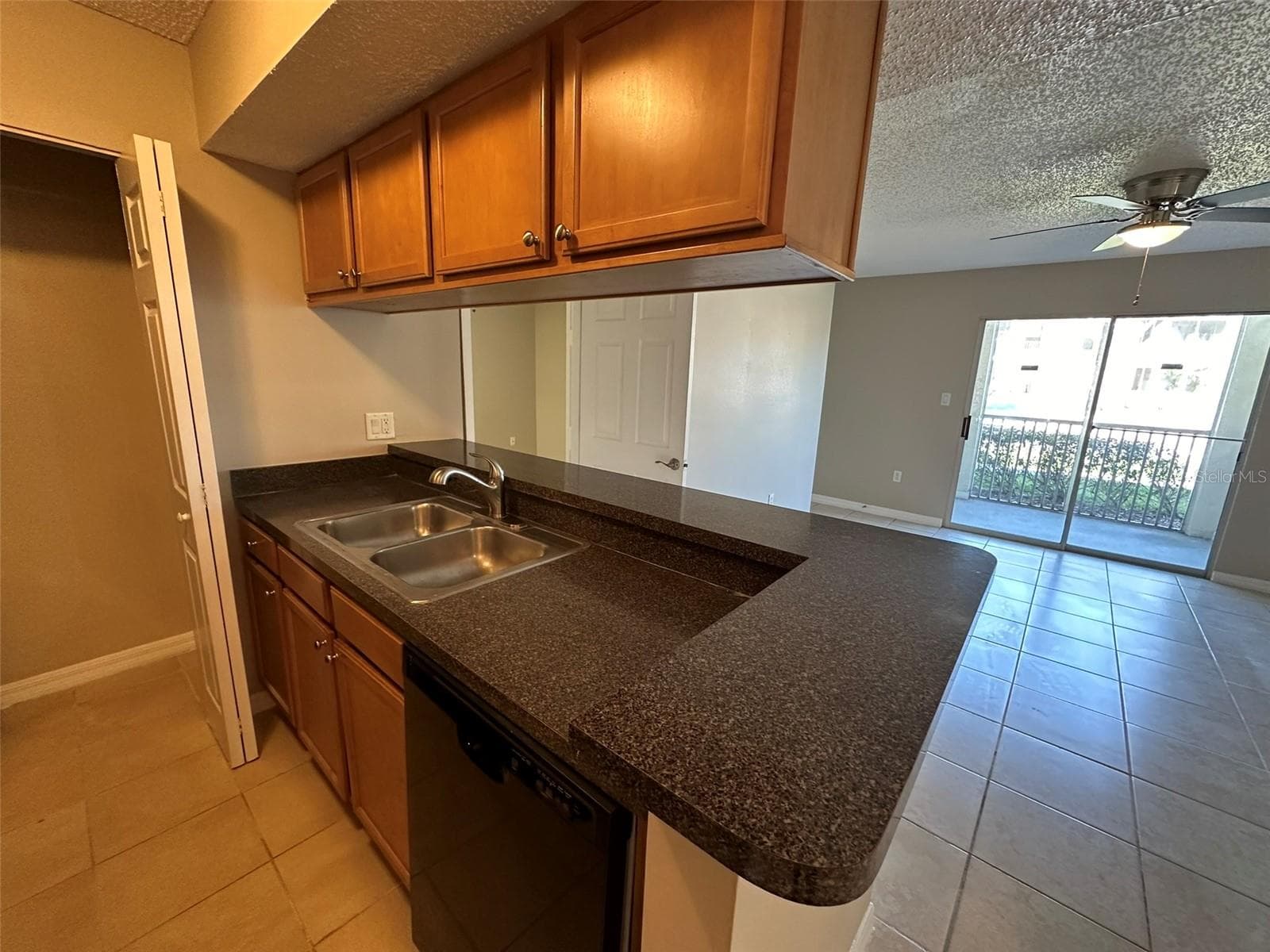 209 LAKE BROOK CIRCLE — photo 14 of 28