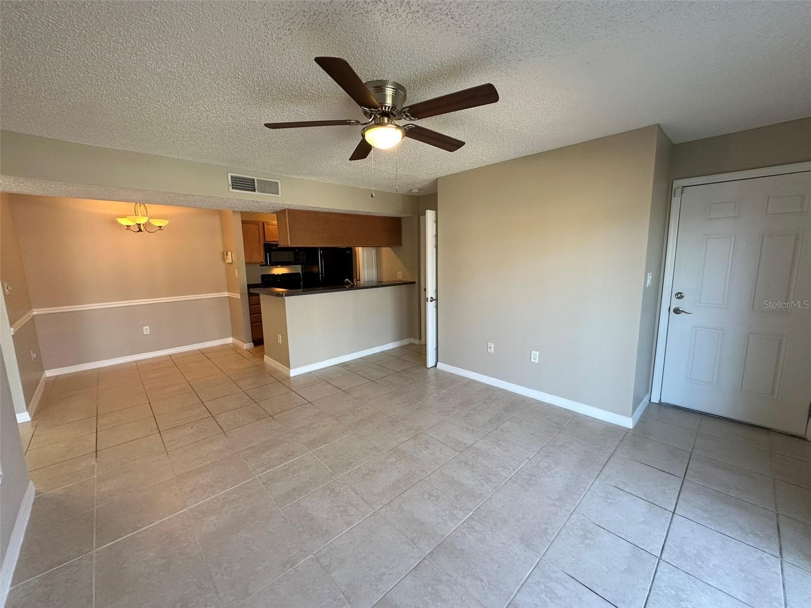 209 LAKE BROOK CIRCLE — photo 11 of 28