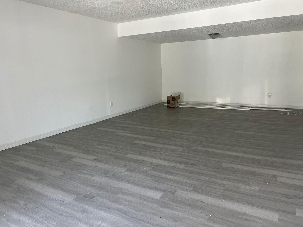 5541 BAY BOULEVARD — photo 7 of 26