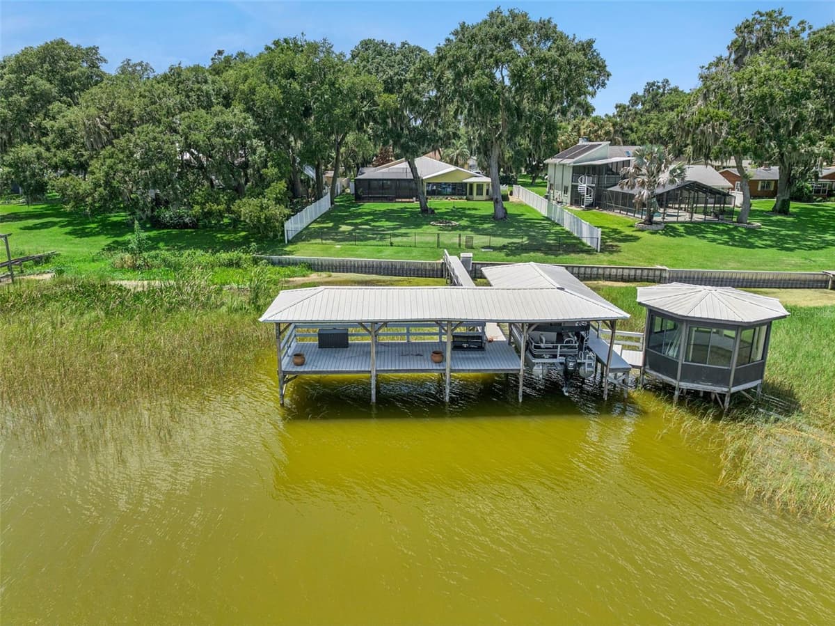35040 SHADY OAKS LANE — photo 48 of 52