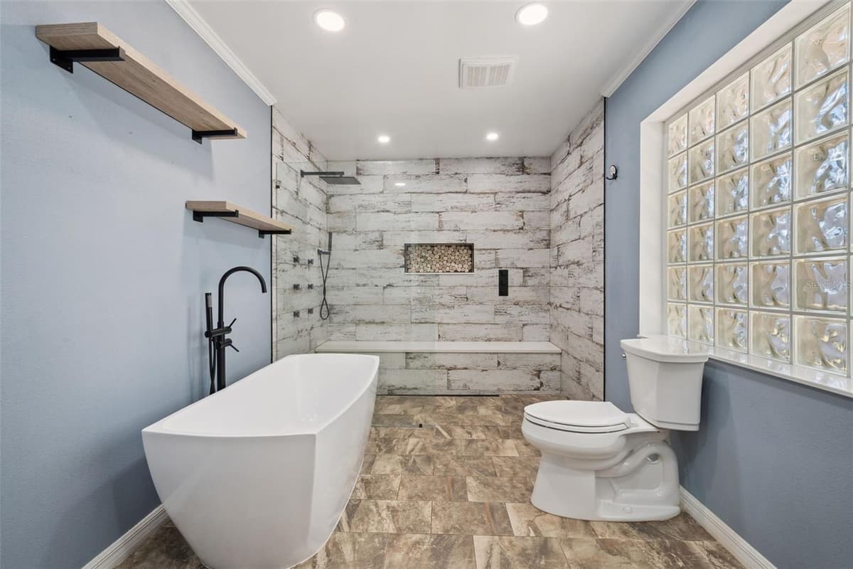 35040 SHADY OAKS LANE — photo 24 of 52