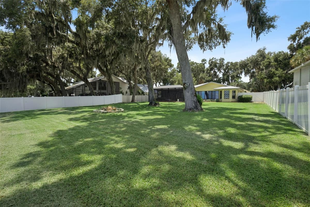 35040 SHADY OAKS LANE — photo 42 of 52
