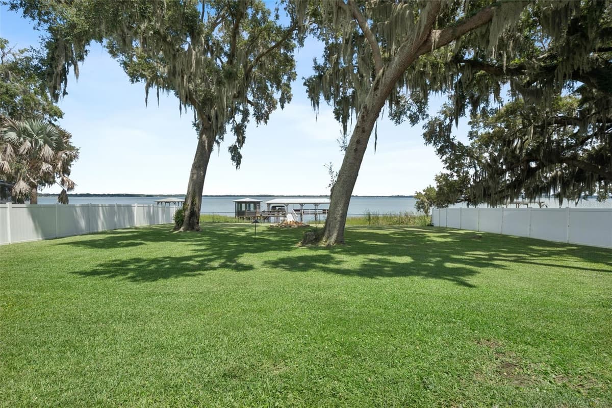 35040 SHADY OAKS LANE — photo 43 of 52