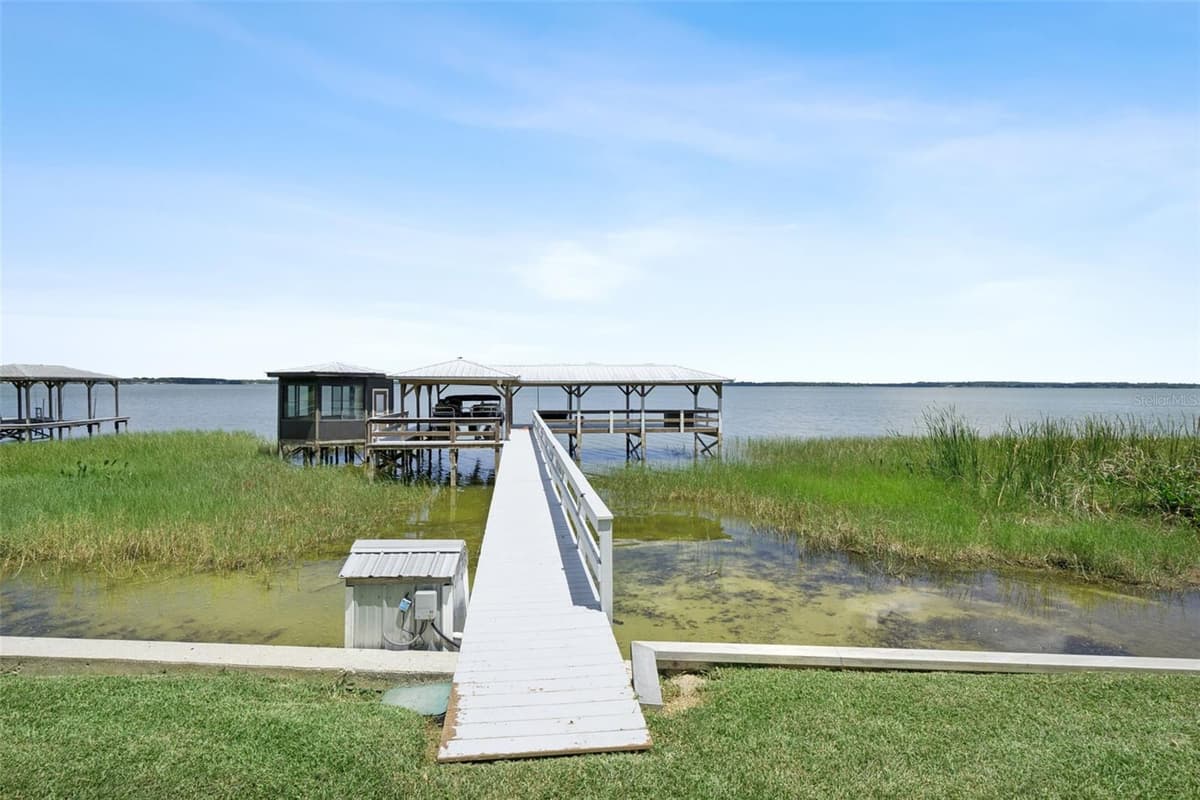 35040 SHADY OAKS LANE — photo 47 of 52