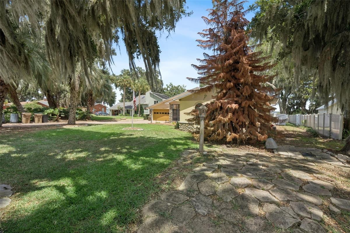 35040 SHADY OAKS LANE — photo 46 of 52