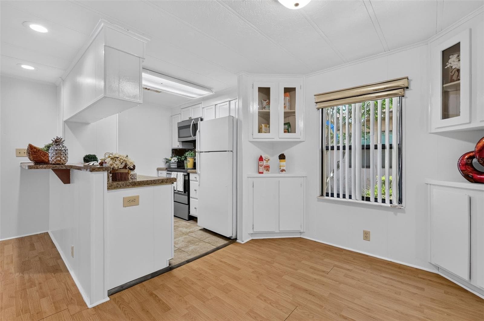 304 ERON WAY — photo 12 of 20