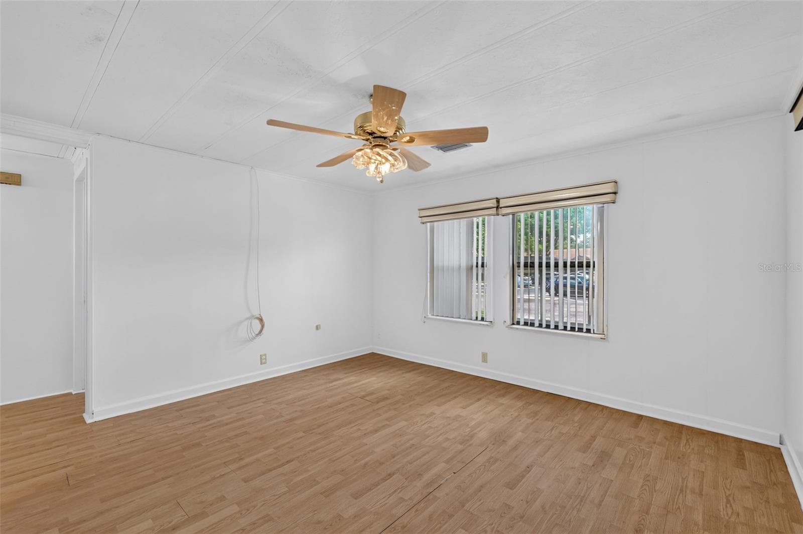 304 ERON WAY — photo 5 of 20