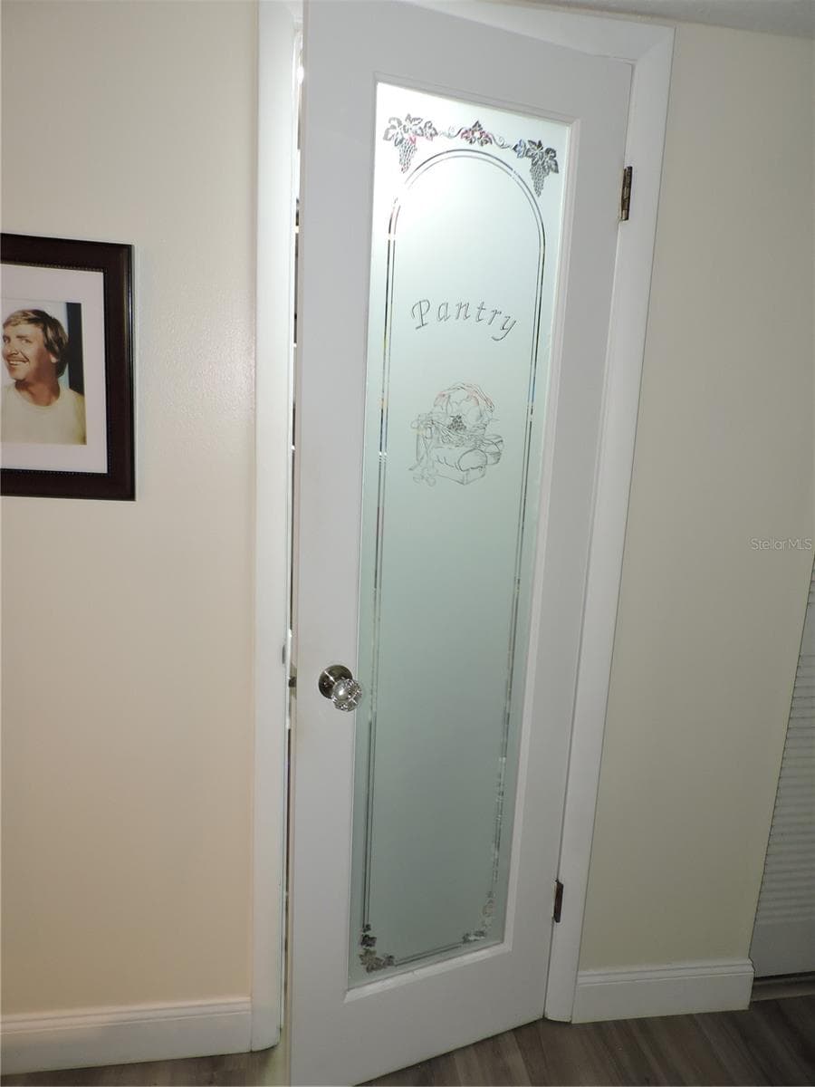 118 LA CASA — photo 6 of 43