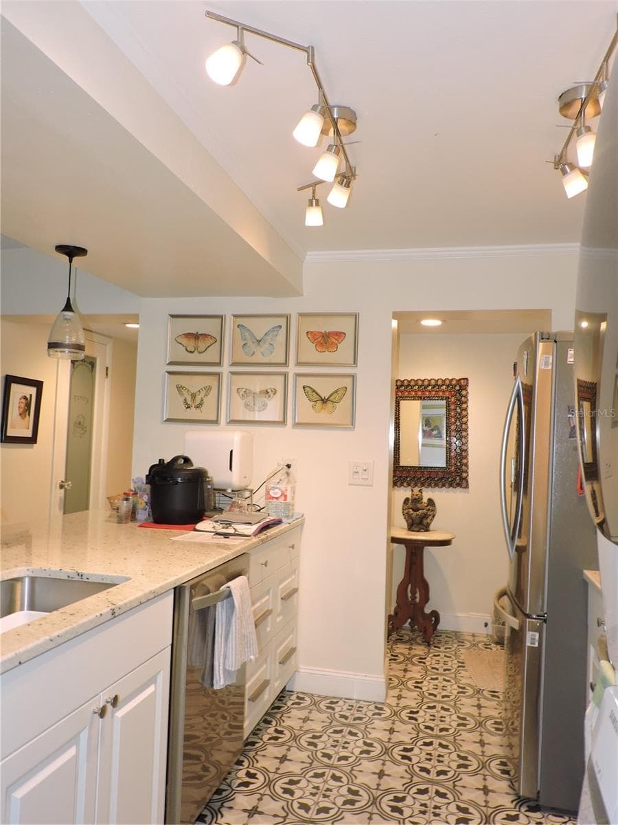 118 LA CASA — photo 7 of 43