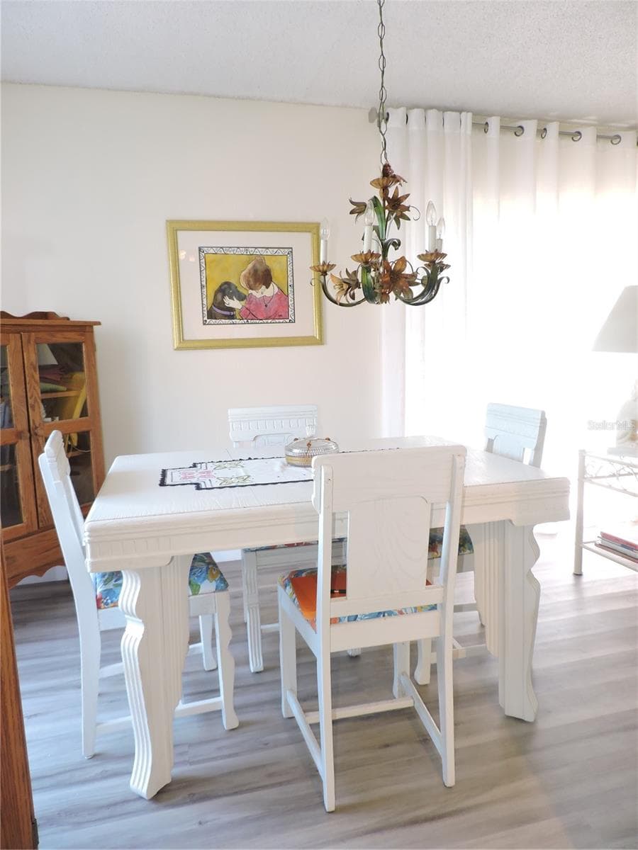118 LA CASA — photo 15 of 43