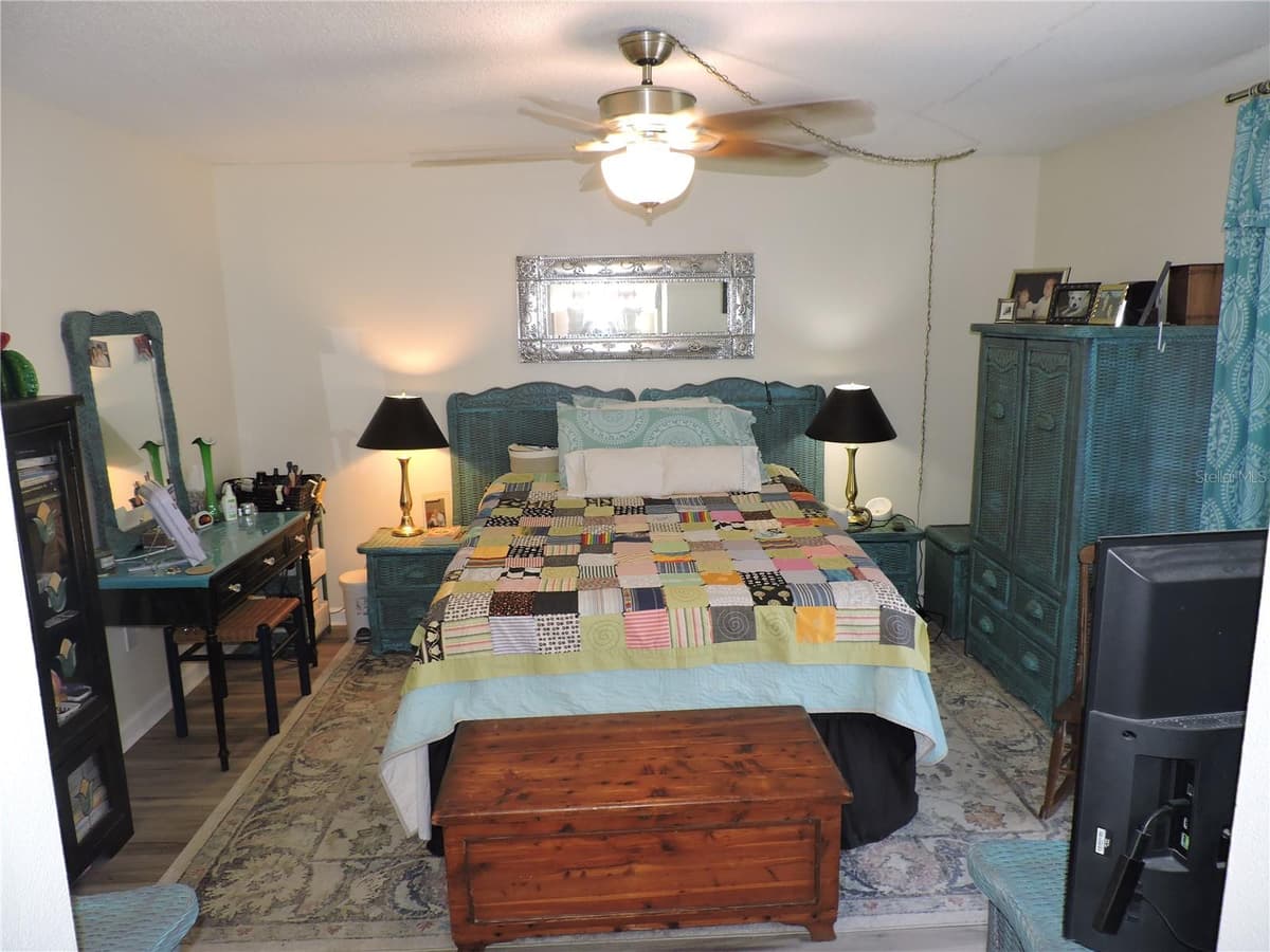 118 LA CASA — photo 19 of 43