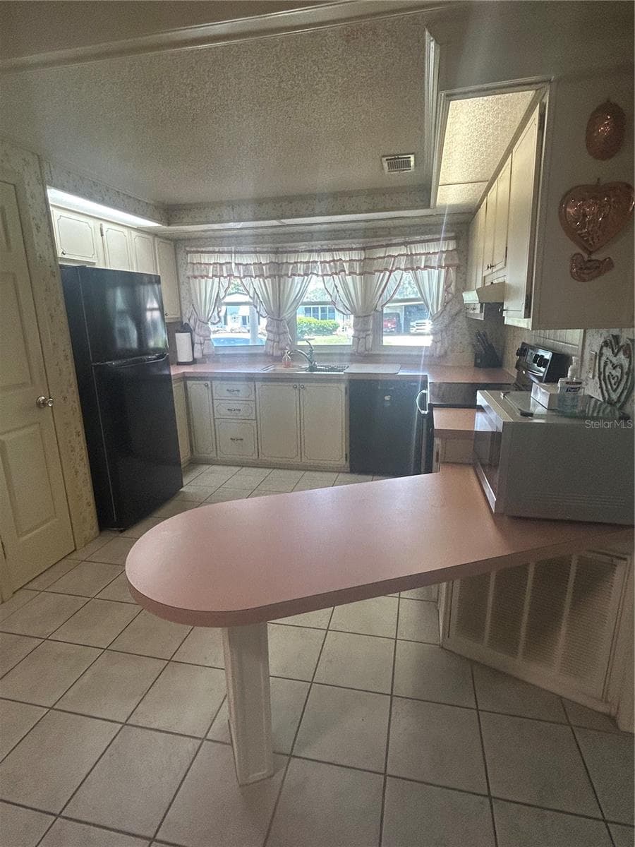 1708 LILLY LANE — photo 14 of 46