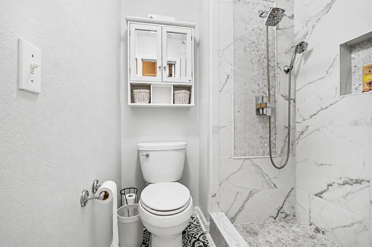 614 FIRWOOD DRIVE — photo 5 of 25