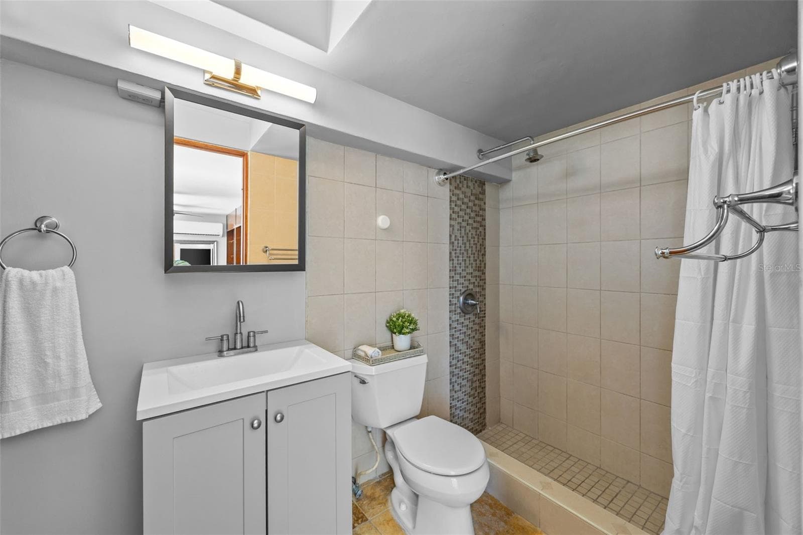 1126 ASHFORD AVENUE — photo 14 of 17