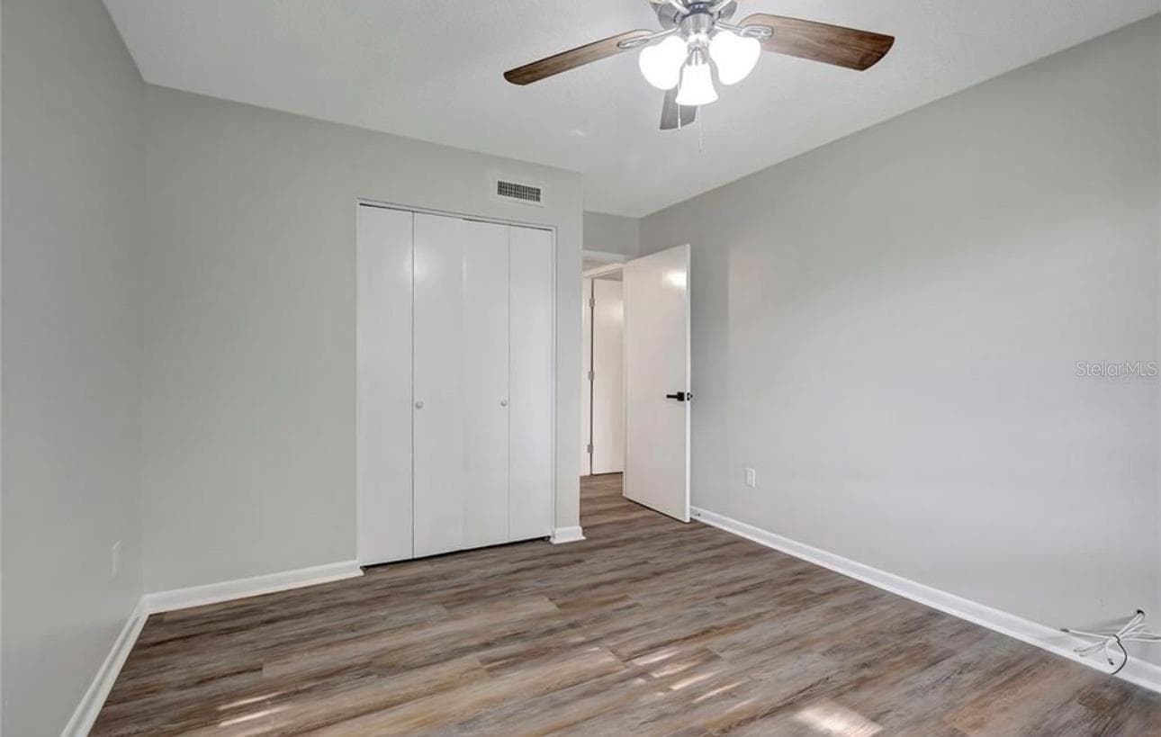 7020 COGNAC DRIVE — photo 29 of 39