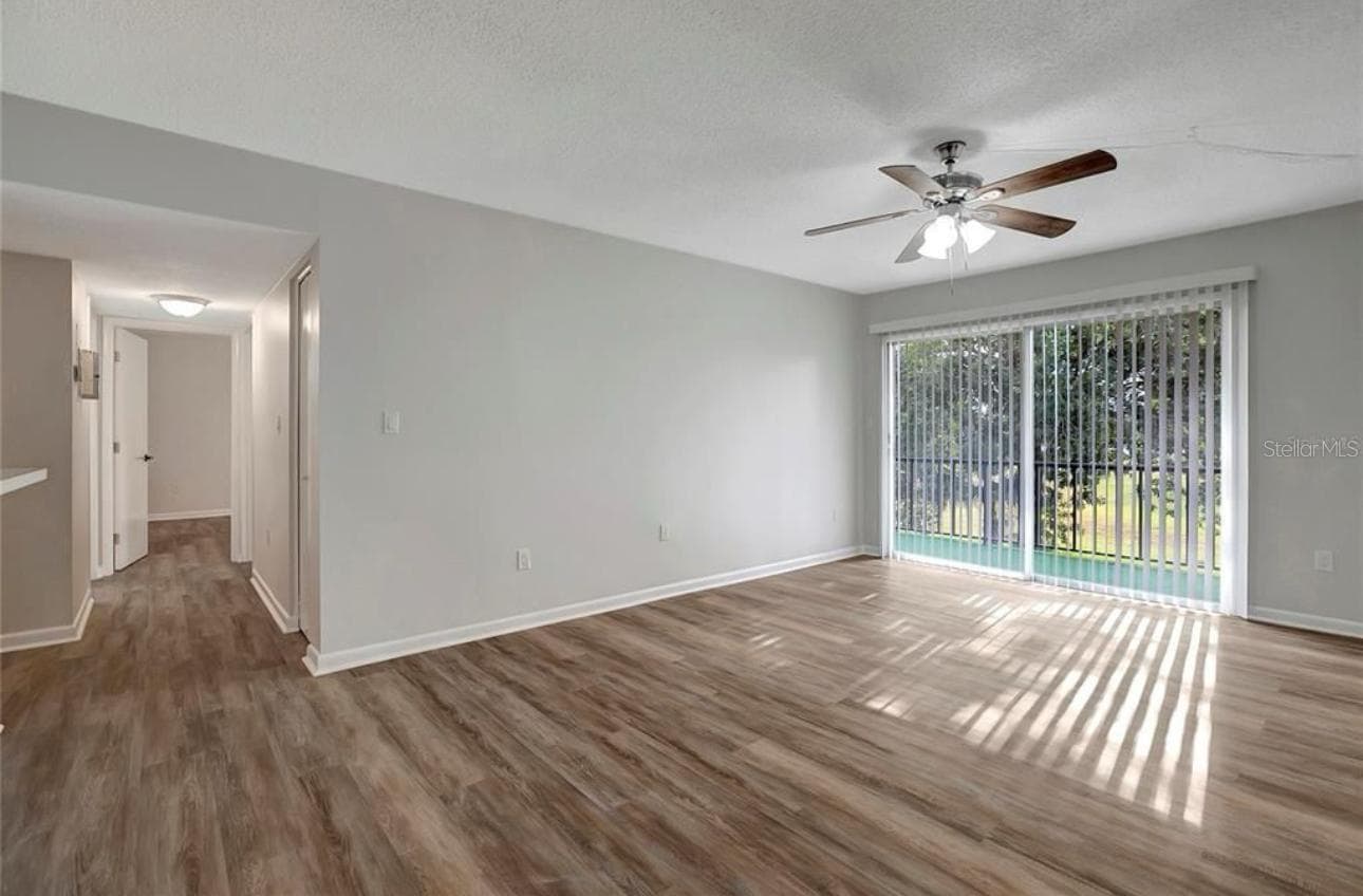 7020 COGNAC DRIVE — photo 17 of 39