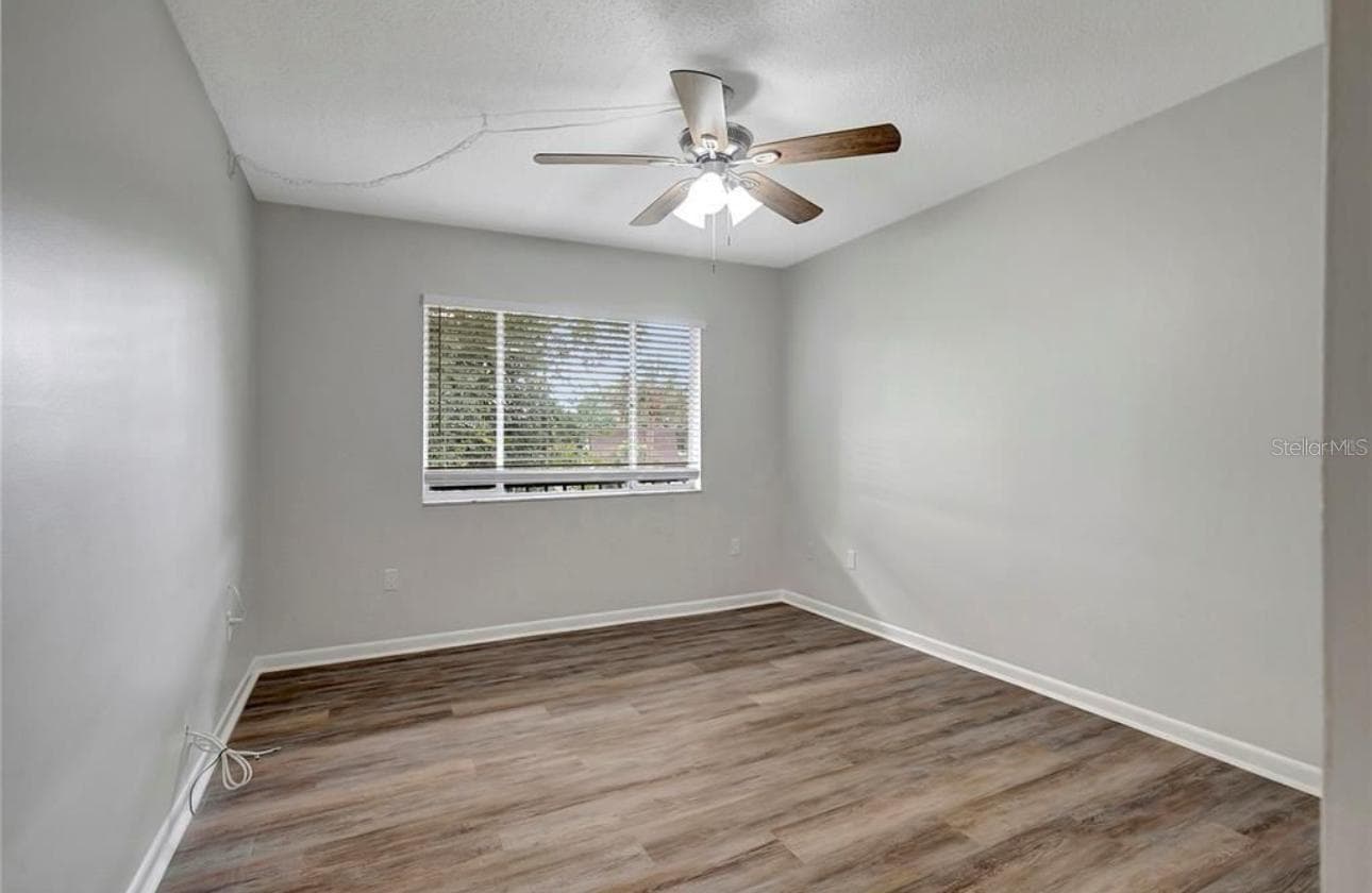 7020 COGNAC DRIVE — photo 31 of 39