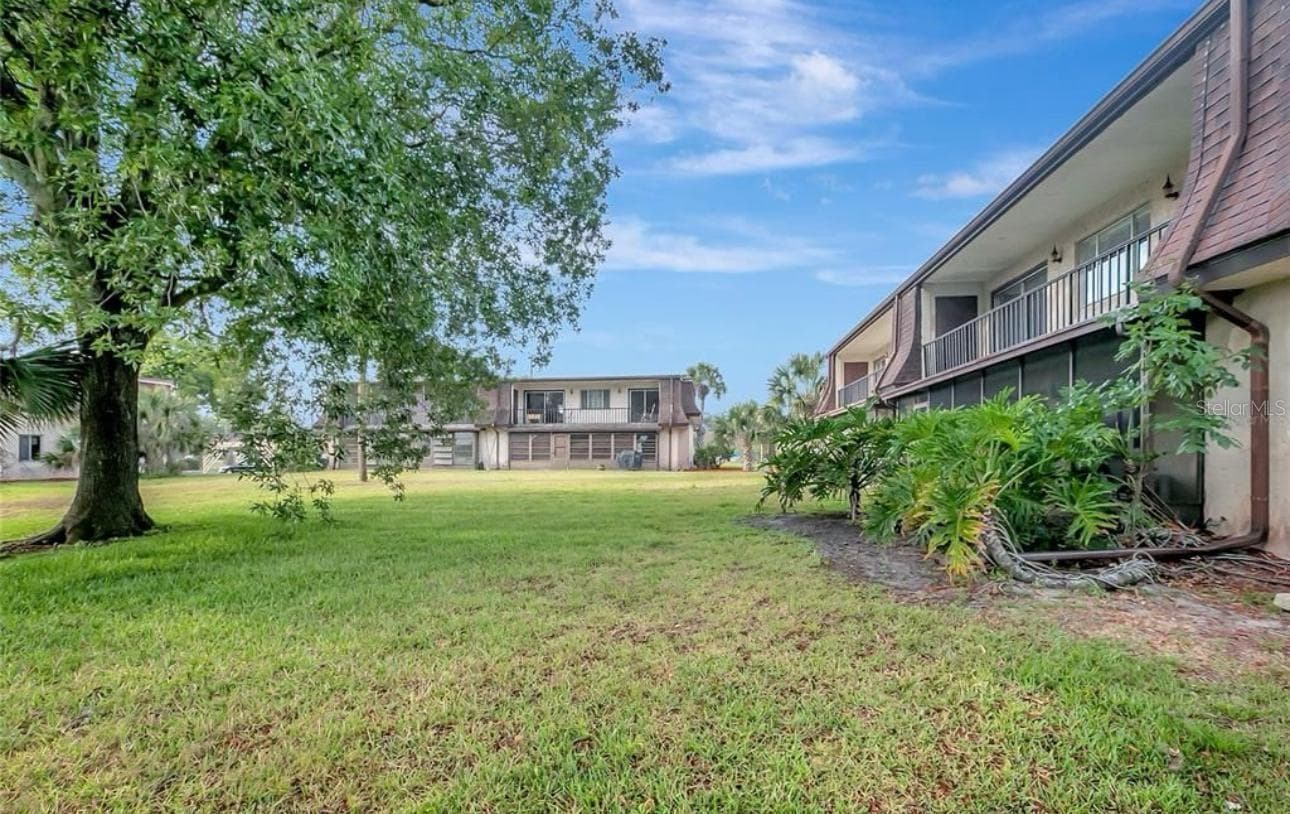 7020 COGNAC DRIVE — photo 36 of 39
